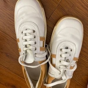 Hogan leather sneaker type